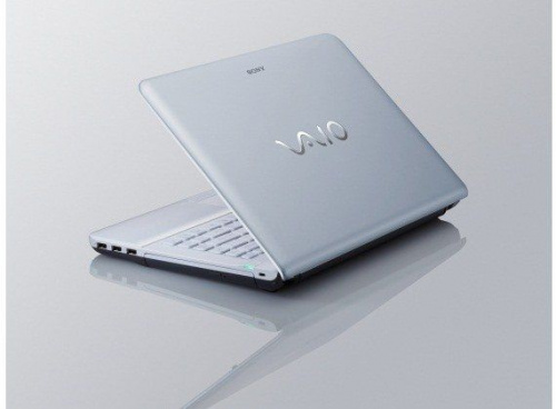 Sony VAIO VPC-EA4M1R/W Белый вид сбоку