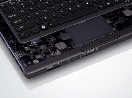 Sony VAIO VPC-CA4X1R/Bl вид сбоку