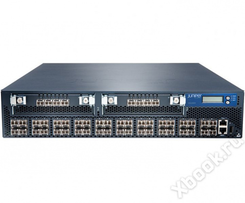 Juniper EX4500-40F-BF-C вид спереди
