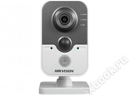 Hikvision DS-2CD2422FWD-IW вид спереди