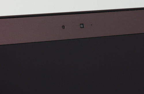 ASUS ZENBOOK UX305FA (90NB06X1-M01390) вид сбоку