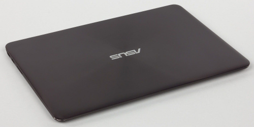 ASUS ZENBOOK UX305FA (90NB06X1-M01390) вид сверху
