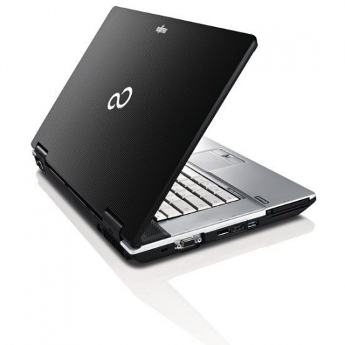 Fujitsu LIFEBOOK E751 (VFY:E7510MF115RU) вид боковой панели