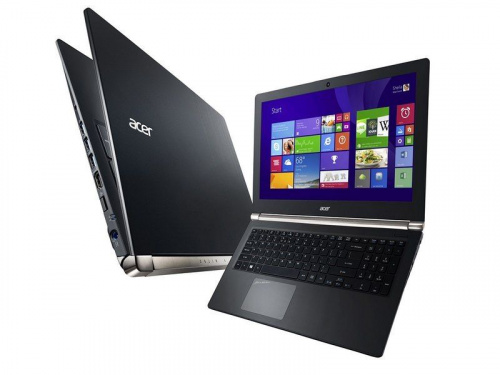 Acer Aspire Nitro V15 VN7-591G-72RU вид боковой панели