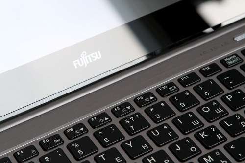 Fujitsu LIFEBOOK U904 (S26391-K394-V115) с Portreplicator выводы элементов
