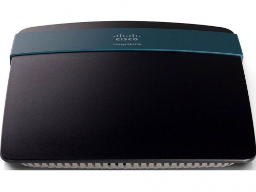 Linksys EA2700 вид спереди