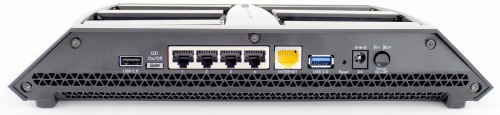 Netgear R8000 Nighthawk X6 вид сбоку